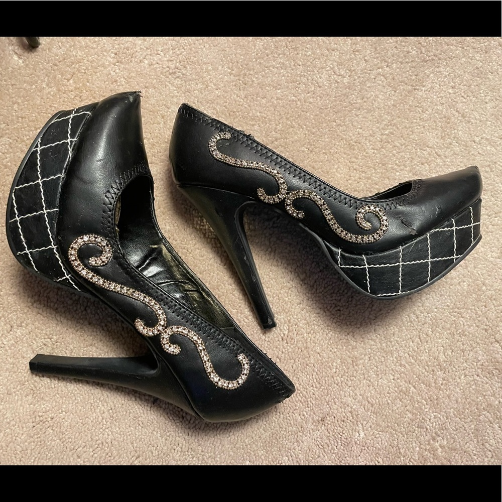 Black high heels over 5inch
